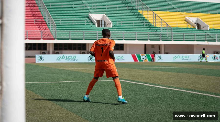 恒信彩首页携手共进，齐心迈向成功！